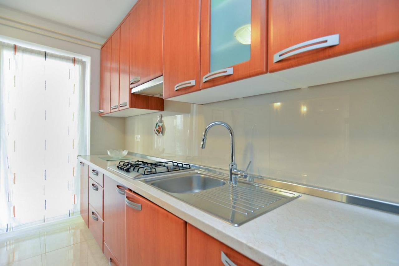 Apartment Snjezana 1064 Rovinj Exteriör bild